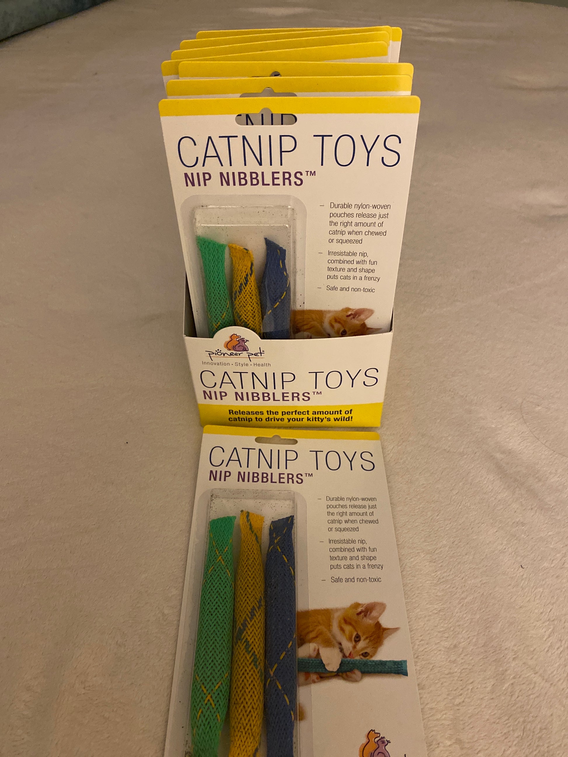 CATNIP NIBBLERS (8PK)